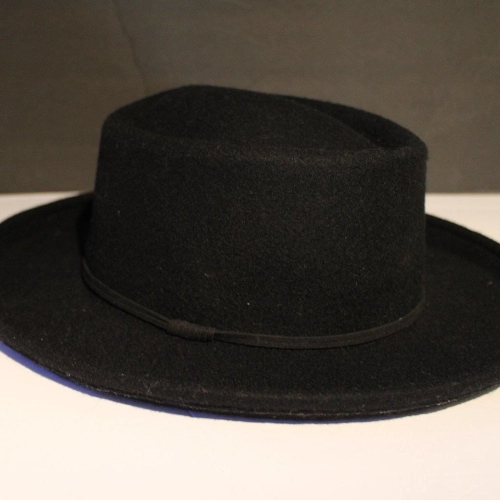 Women Black Hat Universal Thread